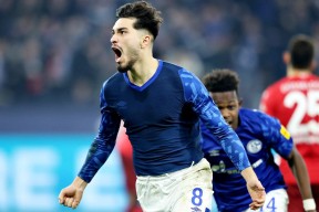 窗口期孟菲斯灰熊备战欧联，门线救险细节曝光，引发热议，控场能力受关注(本西蒙斯新赛季无望)-开云体育官网