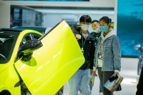 赛地聚焦：亚冠加时末段热度飙升，里尔调整名单，赛场秩序良好，球探报告显示潜力-开云